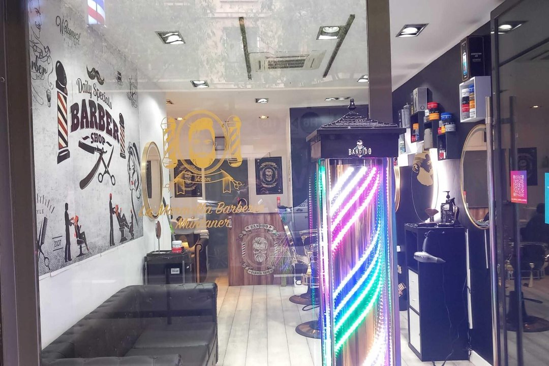 La Maravilla Barberia Muntaner, Ronda del General Mitre, Barcelona