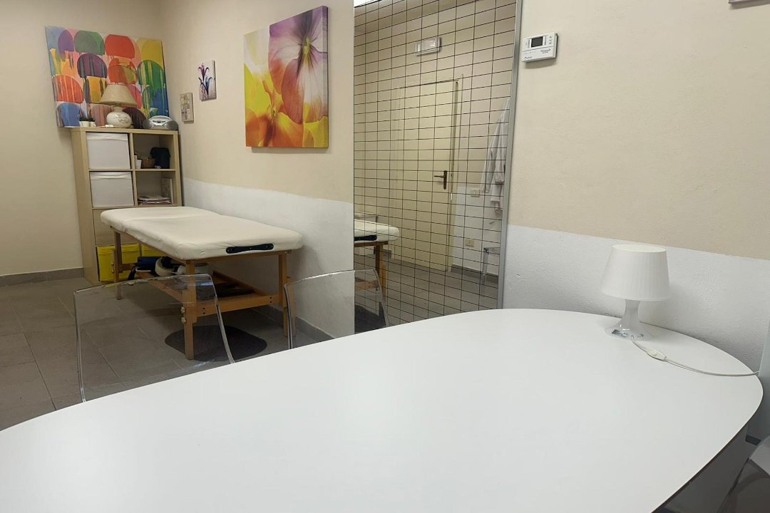 Matteo Bruno Massaggiatore c/o Associazione l'Audace per Legnaia, Legnaia, Firenze