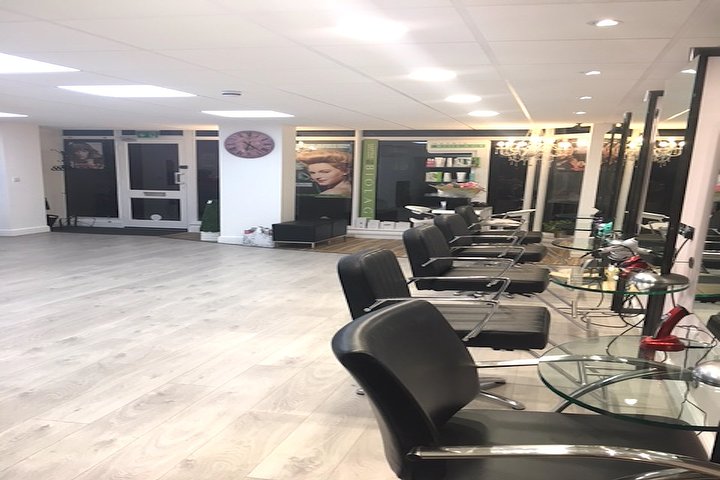Ella Connor Hair & Beauty international MUA | Hair Salon in Leigh-on-Sea,  Essex - Treatwell