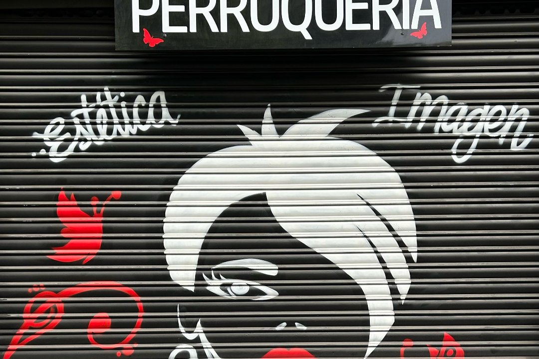 VENTEALAPELU, Sants-Badal, Barcelona
