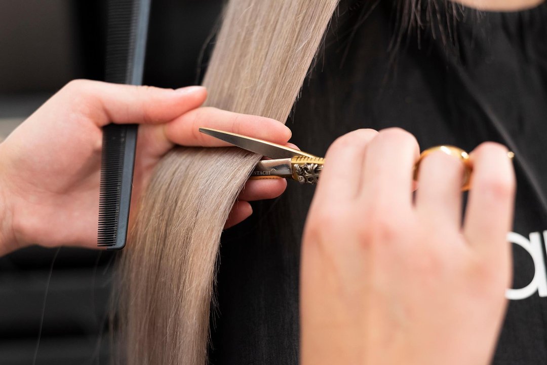 Andrea's Hair & Beauty Bar, Elephant and Castle Shopping Centre, London