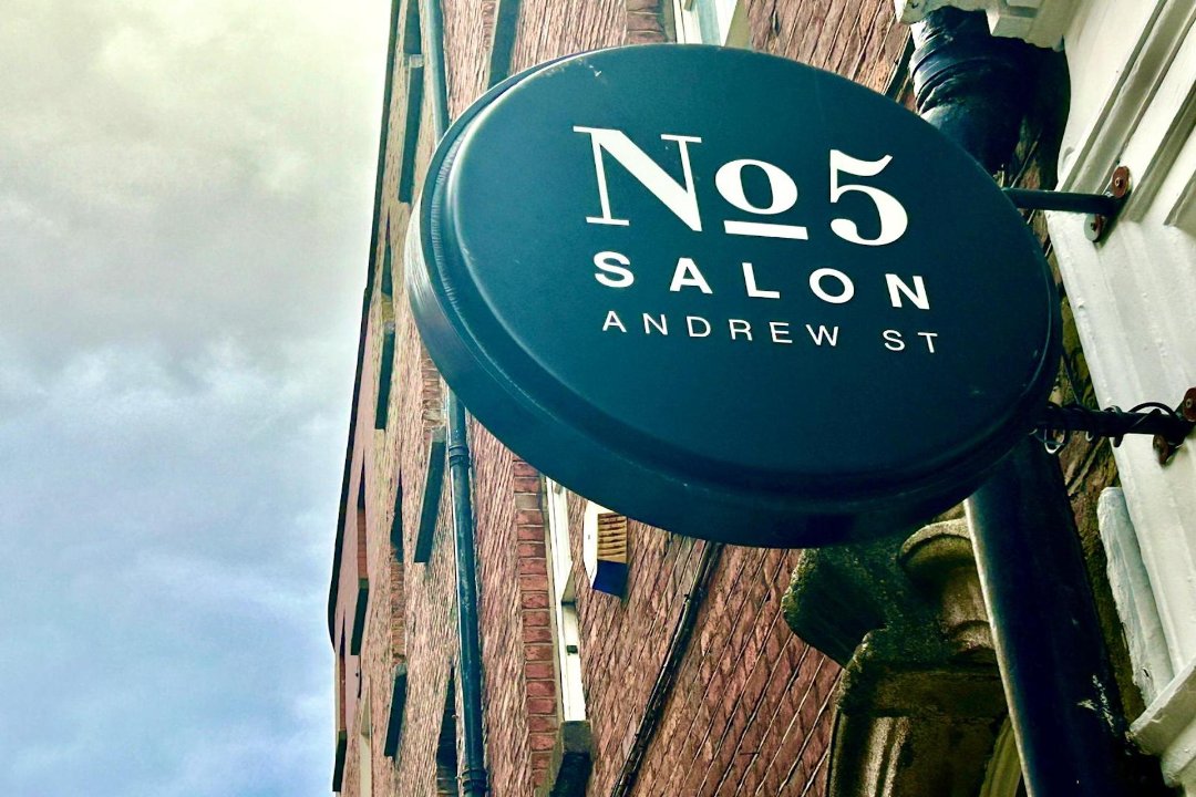 Ana Elisa & Raquel Hairdressing, Temple Bar, Dublin