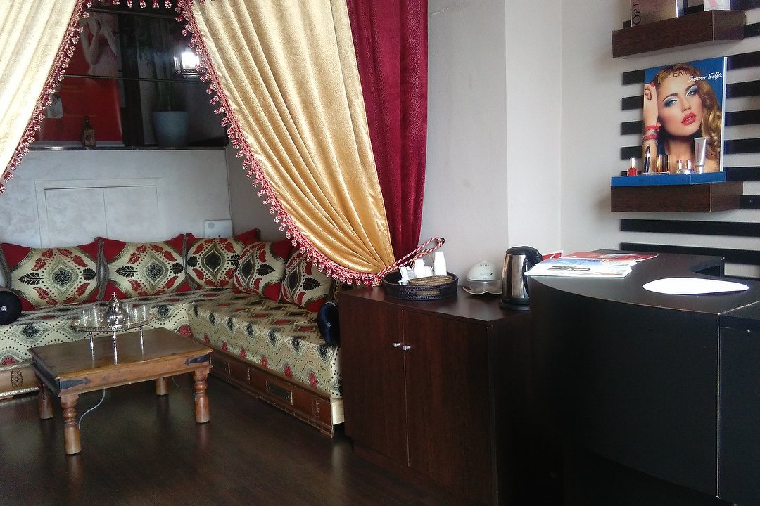 Essencia by Ana Asensio, Manresà, Badalona