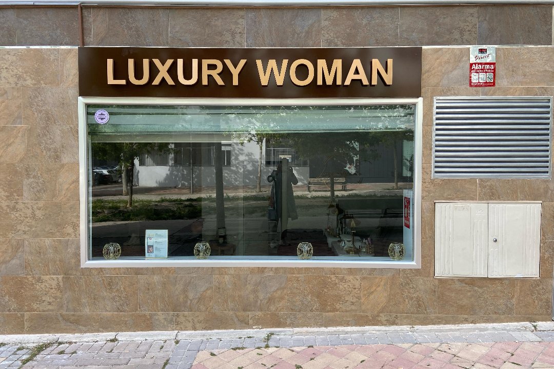 Luxury Woman, La Gavia, Madrid