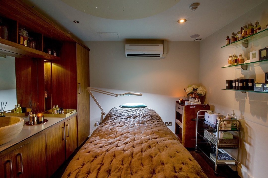 The Facial Atelier*, Covent Garden, London