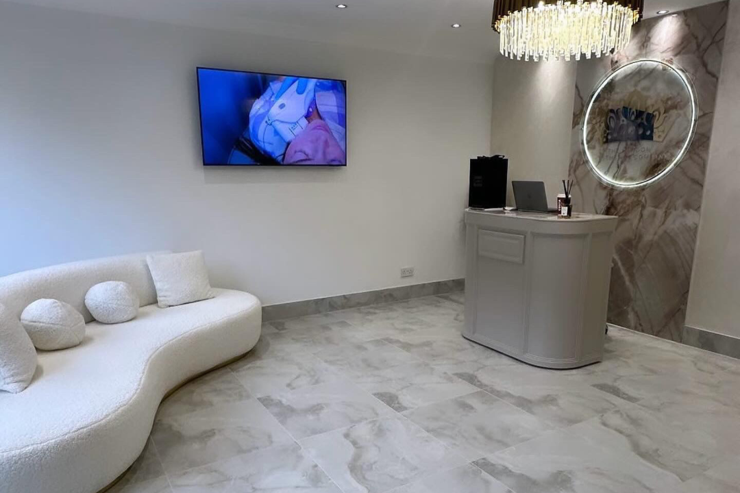 The London Aesthetics Company, Roding Valley, London
