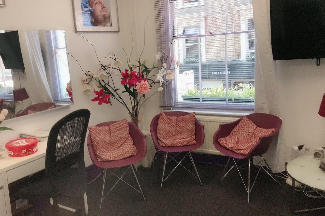 Taura's Aesthetic Clinic, Earls Court, London