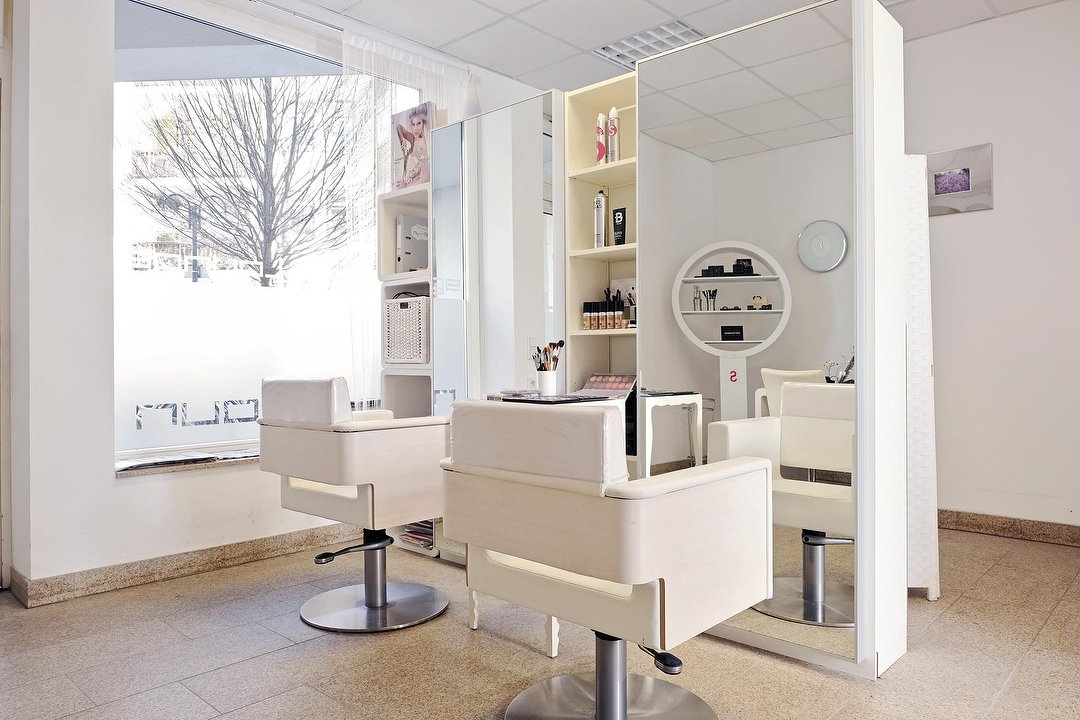 Cut & Move, Neufahrn, Bayern