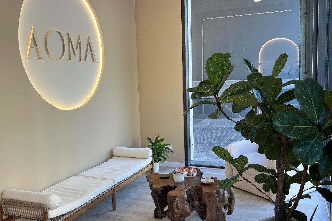 Aoma Beauty Care by Maiara Zilio, Fluvià, Barcelona