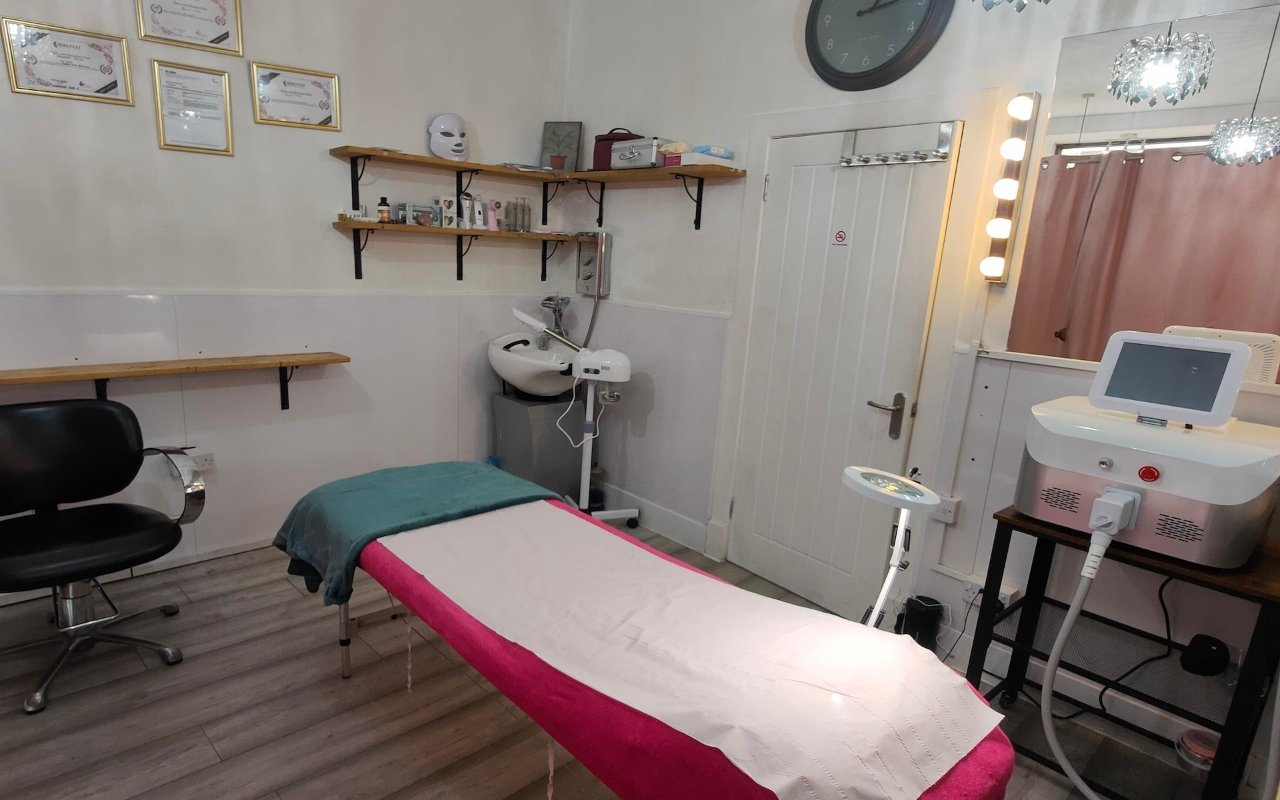 Interior of Beren Beauty in Edinburgh