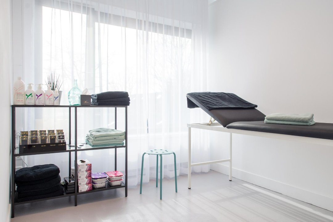 By Cil Beauty & Co, Tussenweg, Noord-Holland