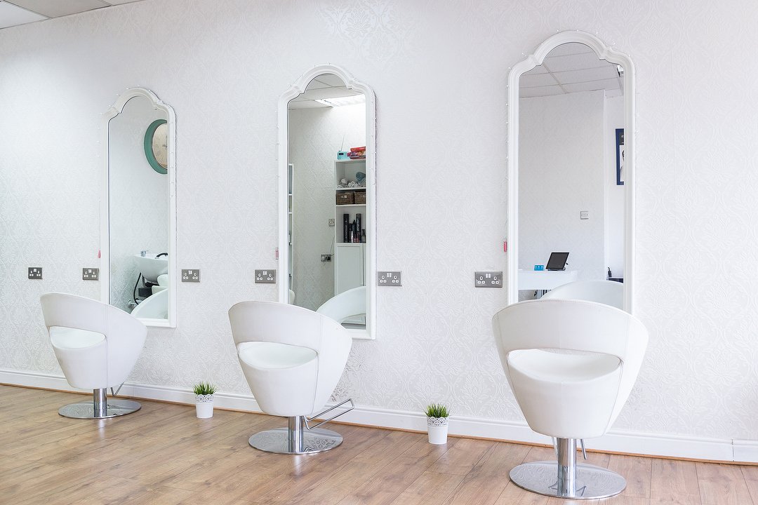 Re'Luca Beauty & Holistics, Bearsden, Glasgow Area