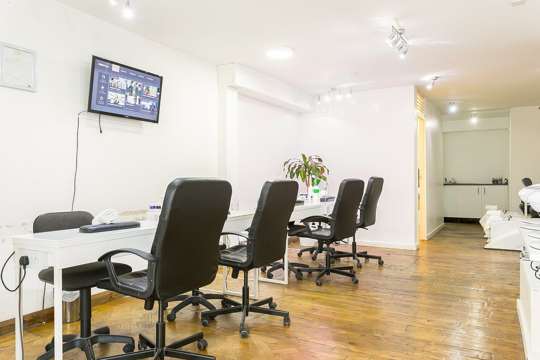 Nail Garden, Richmond, London