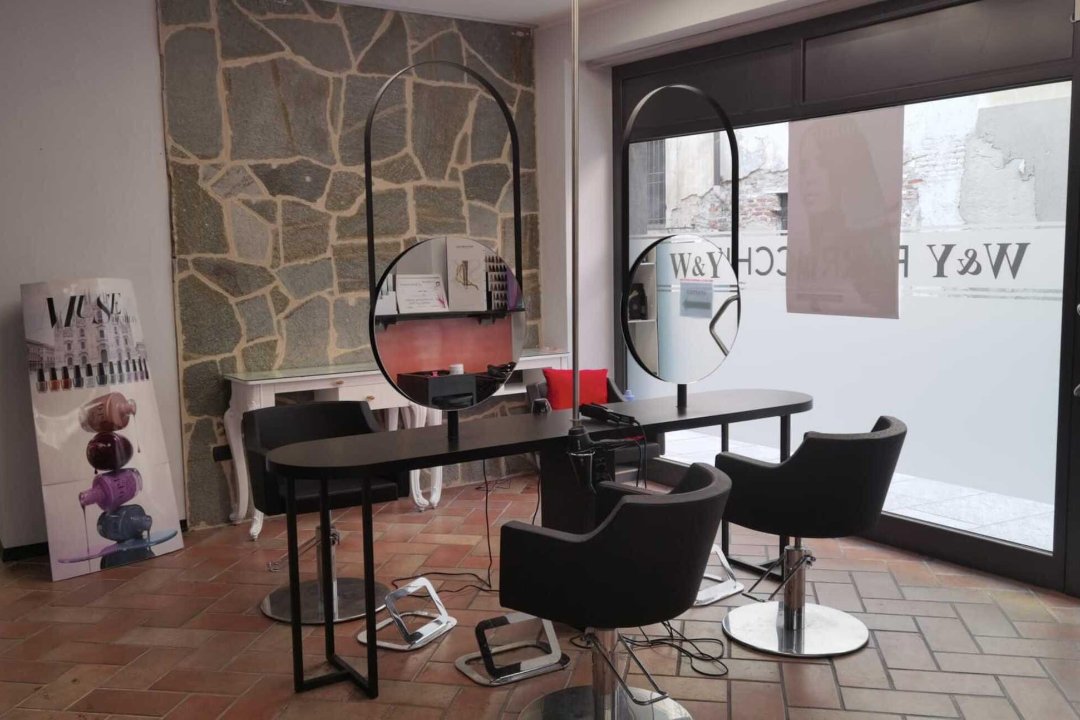 W&Y Parrucchiere ed Estetica, Somma Lombardo, Lombardia