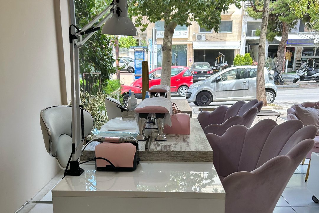 Nail Cave by Giota Sfondyli, Glyfada, Attica