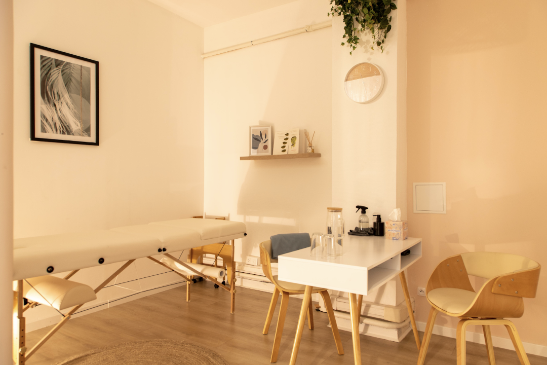 Honorine Massage & Naturopathie, Rue de Maubeuge, Paris