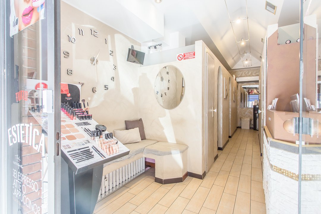 Solarium Estetica Rembrandt, Piazzale Selinunte, Milano