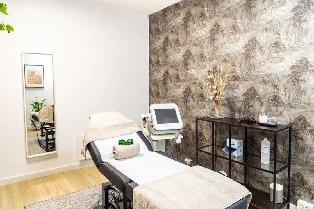 Pulse Laser Clinic, Javastraat, The Hague