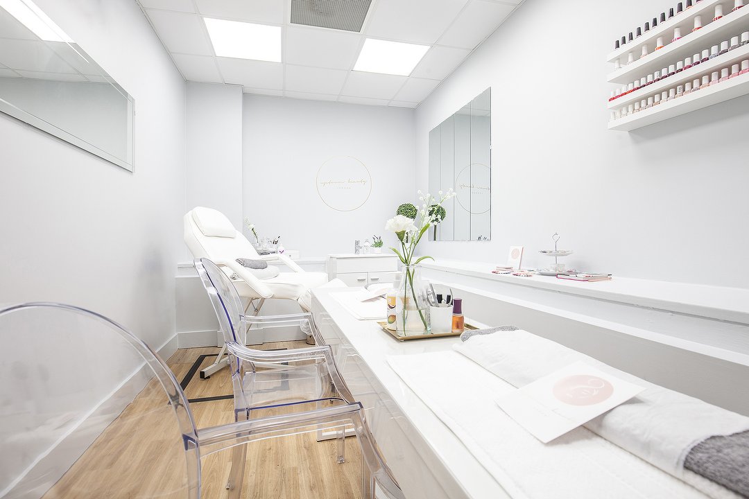 Uptown Nails & Beauty, Angel, London