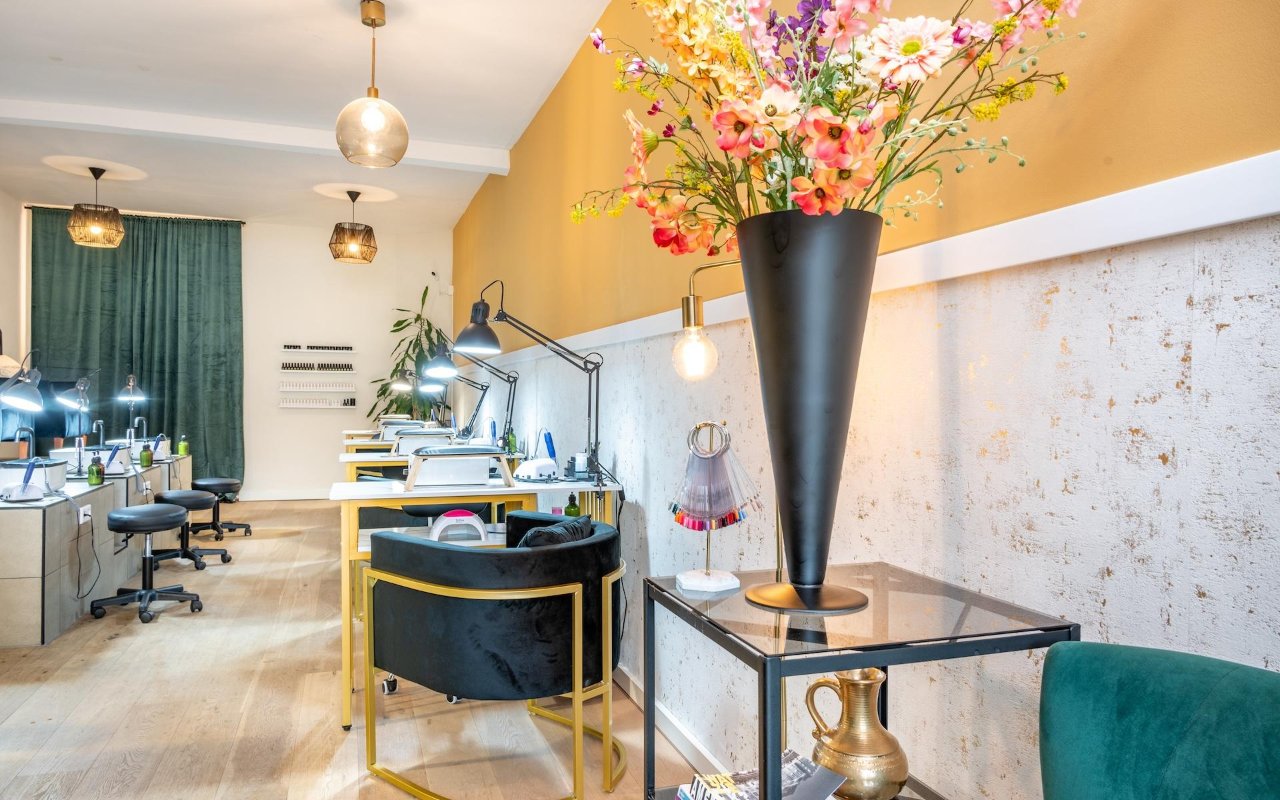 Top 20 Nail treatments at nail salons and nail bars in Oud-West, Amsterdam  - Treatwell