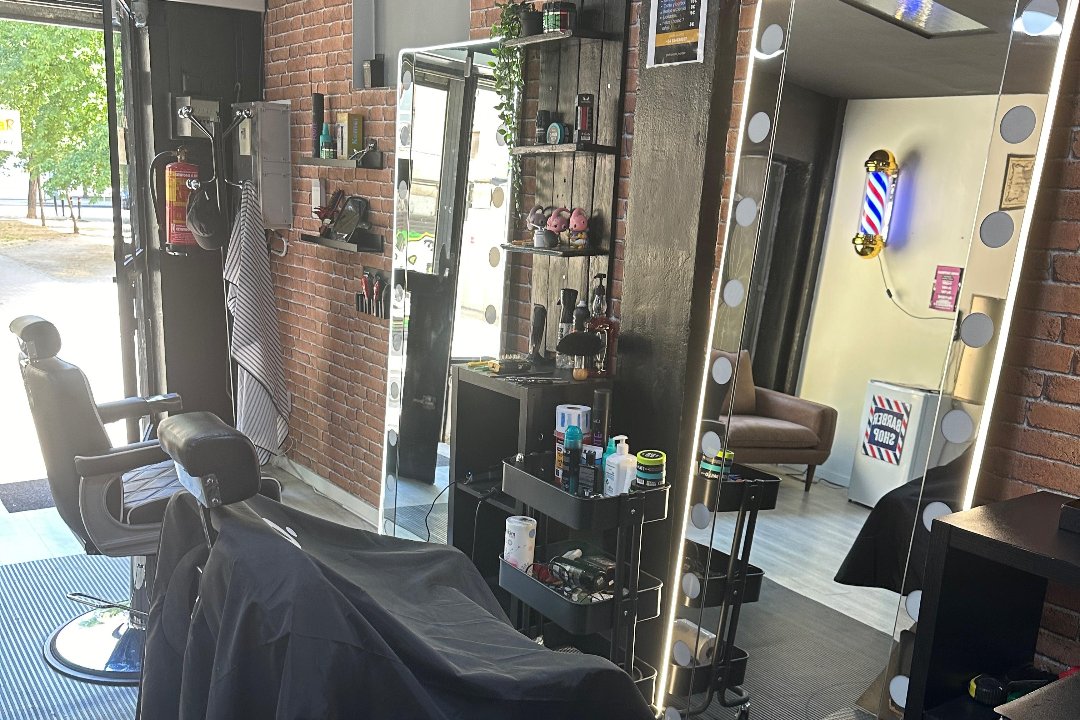 Alvarado Barber Shop, Butarque, Madrid