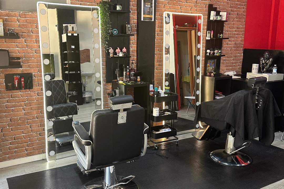 Alvarado Barber Shop, Butarque, Madrid