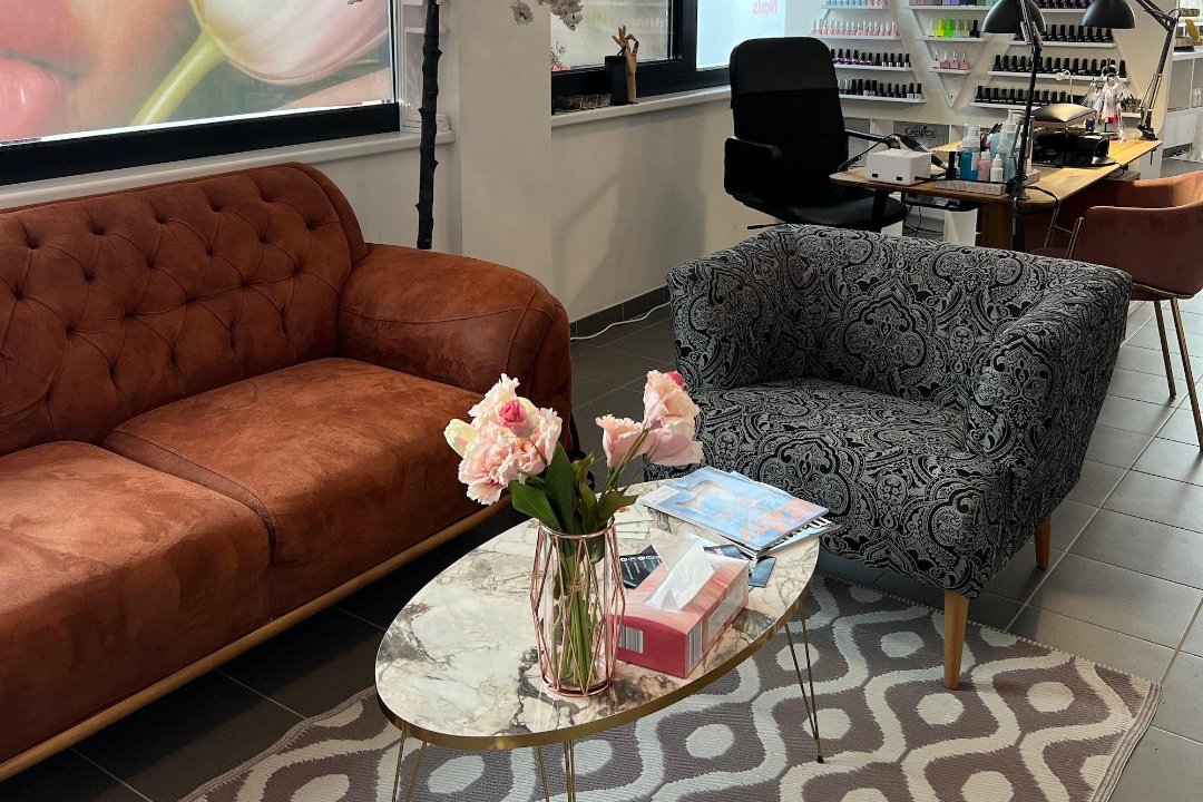 Wien Nails, Aspern, Wien