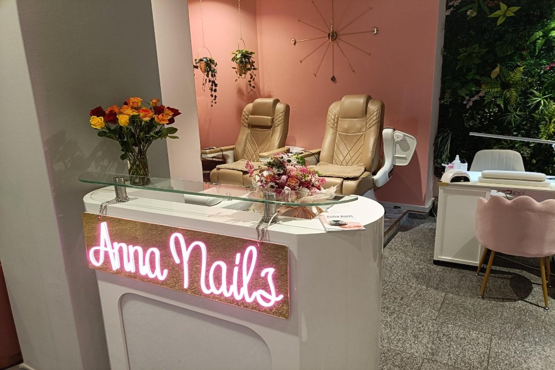 Anna Nails and Lashes, Weinegg, Zürich