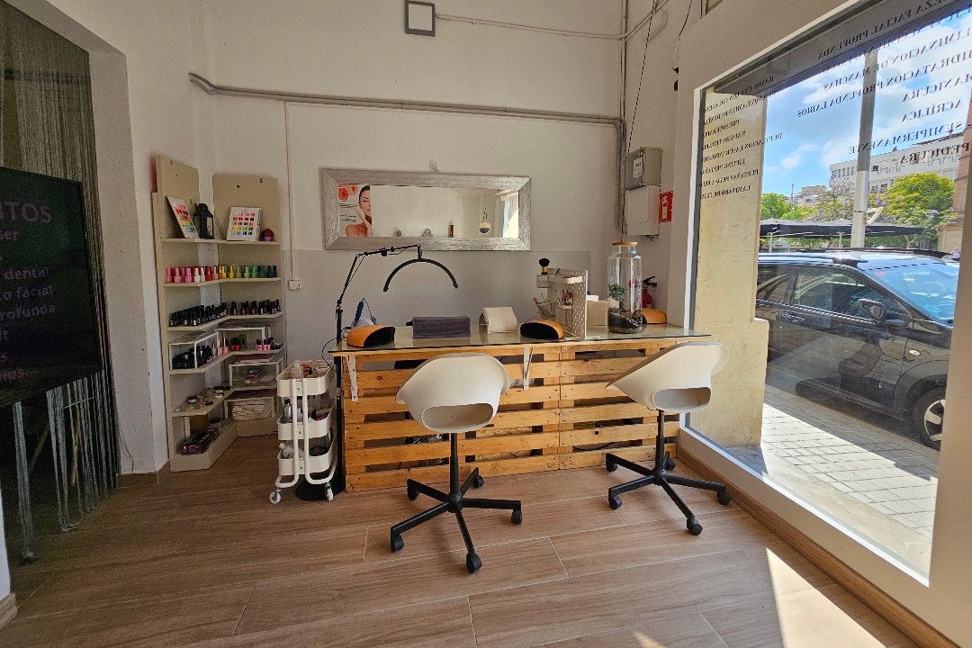 Estética Flamingo, Sants-Montjuïc, Barcelona