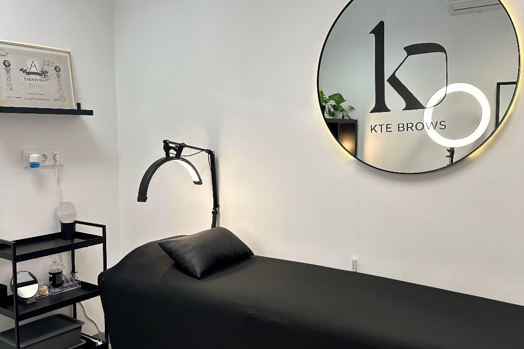 Kte Brows Microblading y Micropigmentación, Chamberí, Madrid