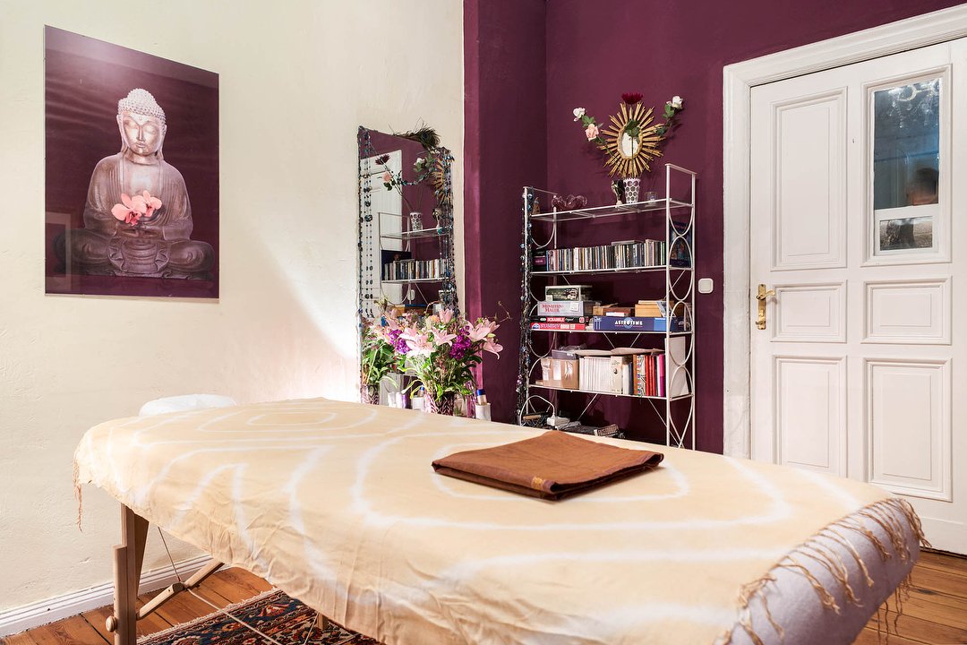 The Loving Touch, Alt-Treptow, Berlin
