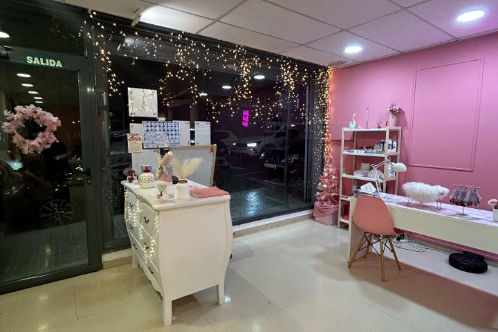 MiNail’s - Onglerie Local B - Photo de galerie - OneBooking