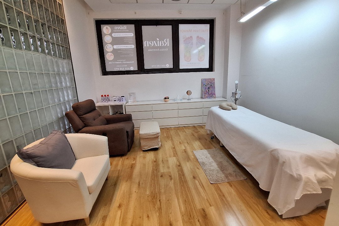 Usha Thai Foot Masaje, Cartagena, Madrid