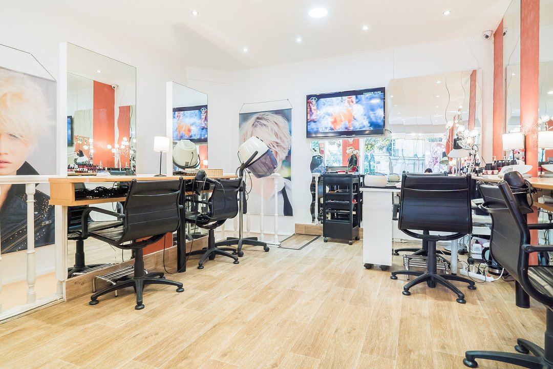 Valéna Coiffure, Rue de l'Université, Paris