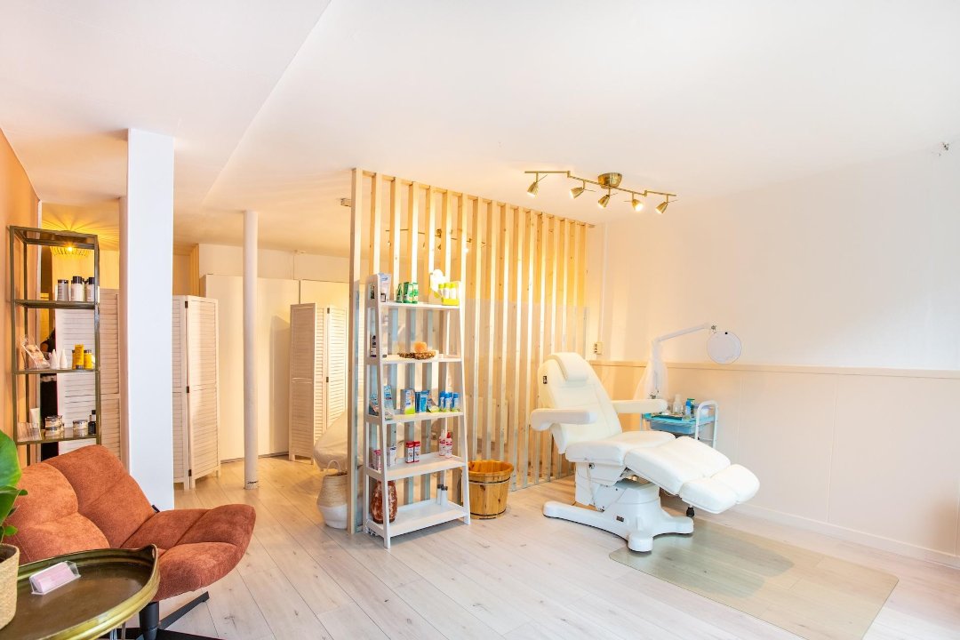 Nastassia Schoonheidsspecialiste & Medisch Pedicure, Javastraat, Amsterdam