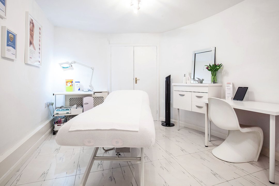 In-Derm Skin Clinic - Chiswick, Chiswick Gunnersby, London