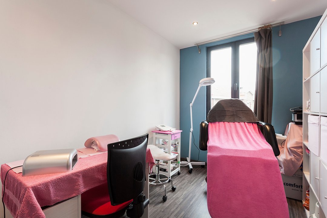 Pretty Nails & More, Edegem, Provincie Antwerpen