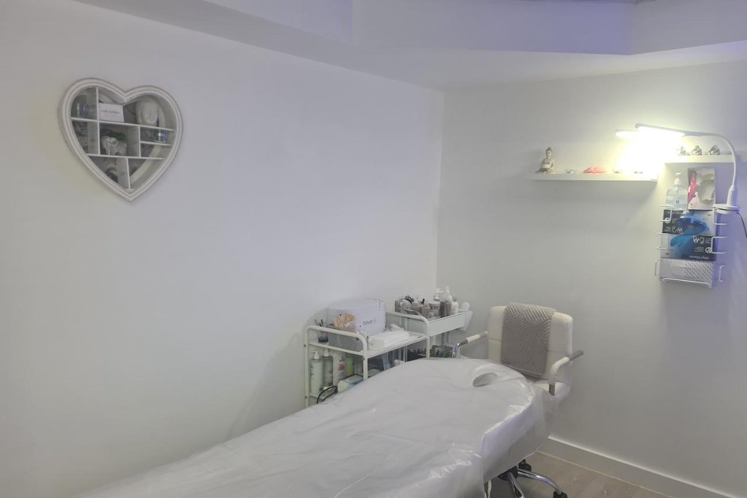 Keeley's Aesthetics Beauty Clinic at Cutting Edge, Enfield, London