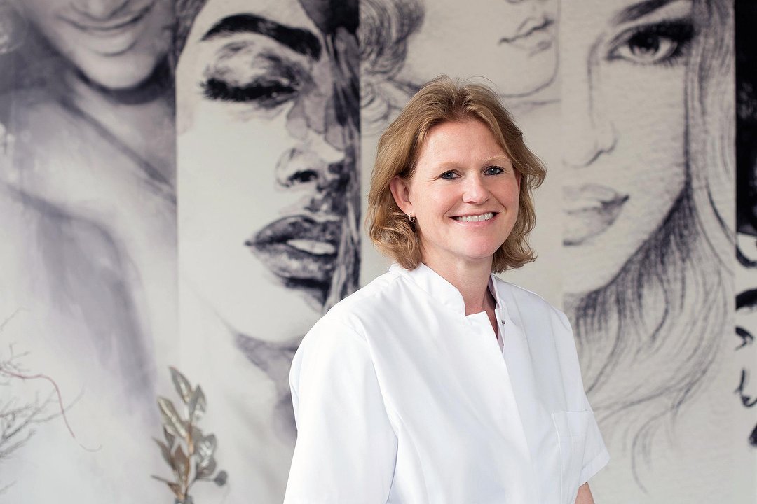 Hundepool Clinic, Scheveningen, Den Haag
