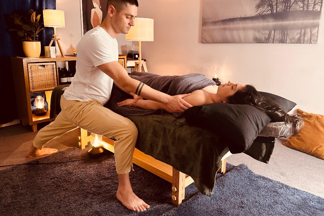 Anderson F Massage Therapist, Baggot Street, Dublin