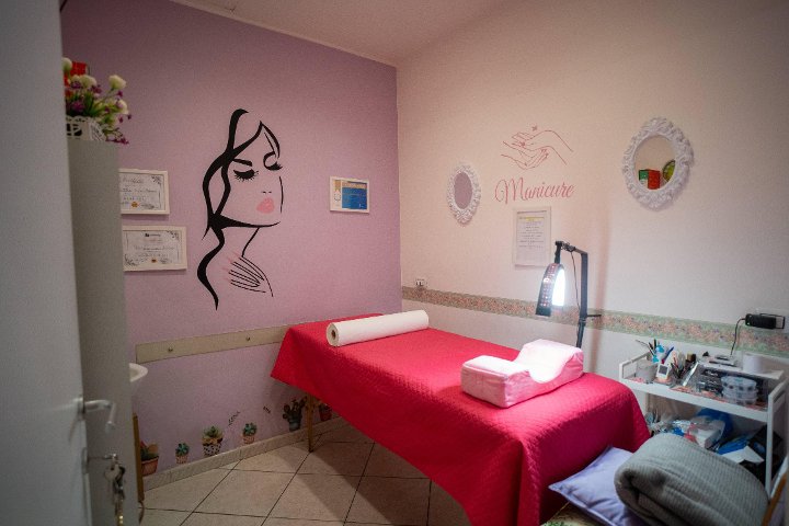 Angolo del Sole - Onglerie Bari BA - Photo de galerie - OneBooking