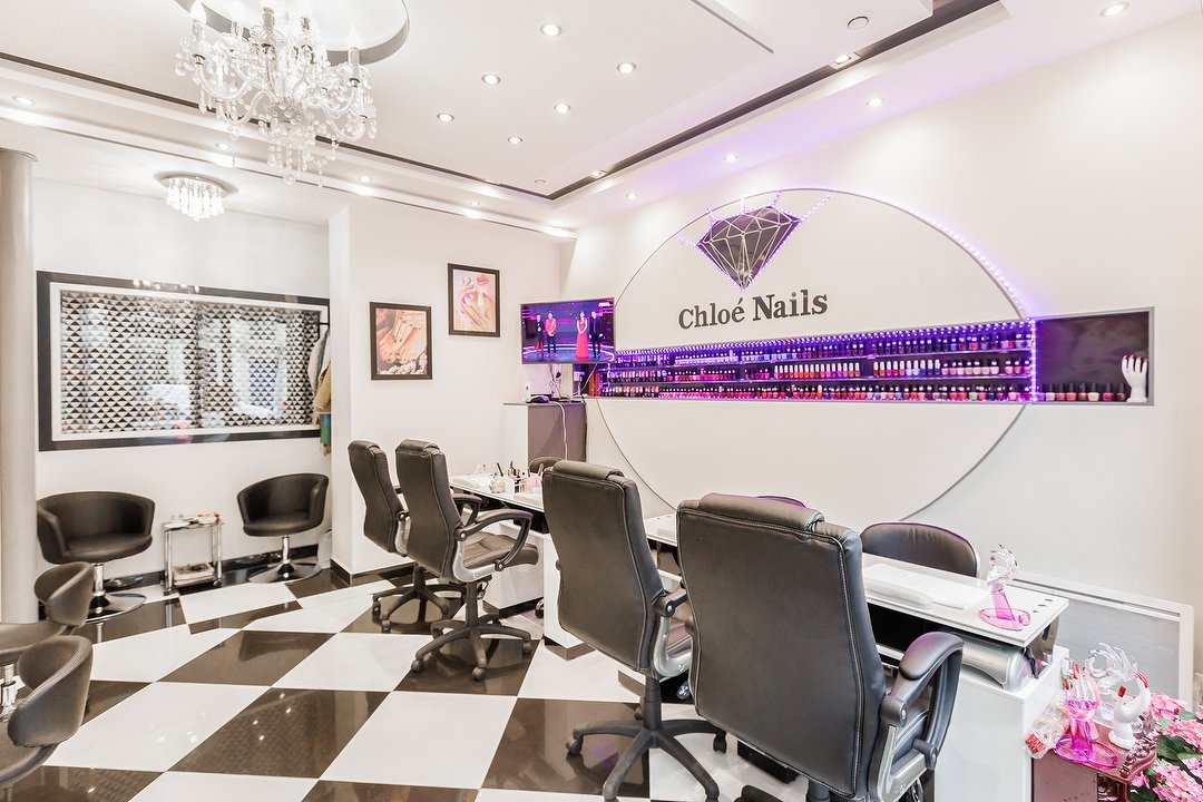 Salon Chloé Nails, Métro Maubert-Mutualité, Paris