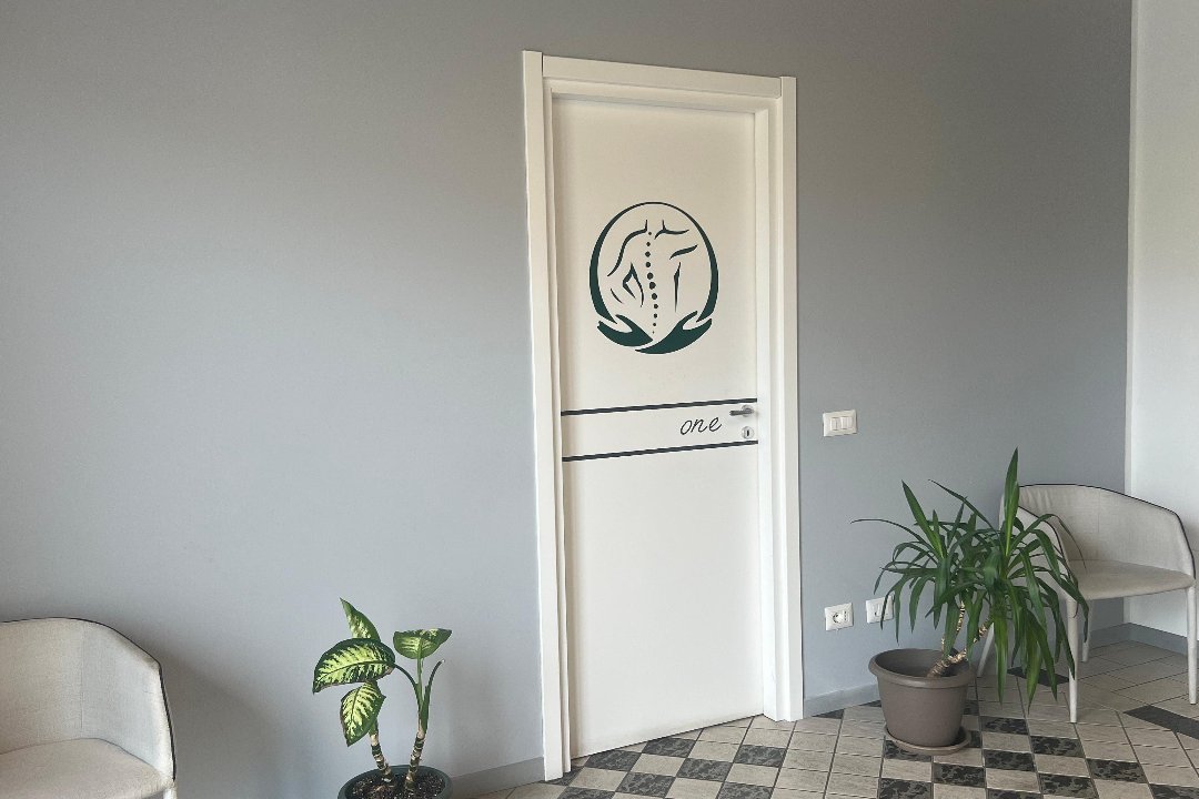 Osteopata Vincenzo Petrera, Niguarda, Milano