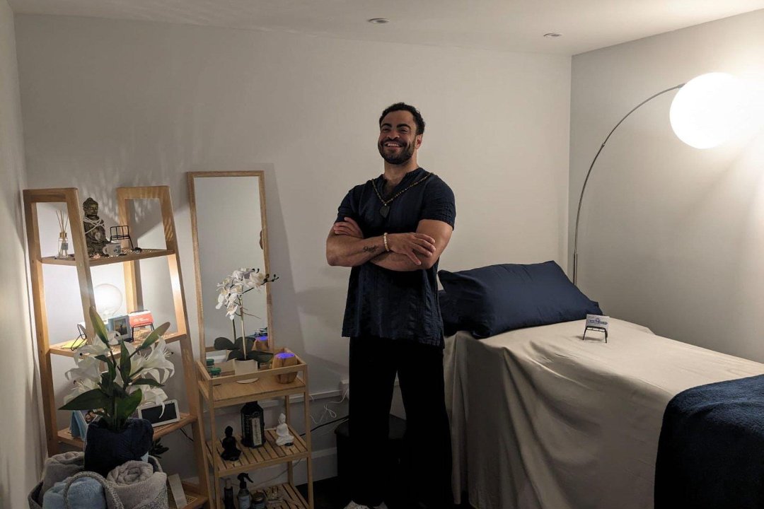 Glauber Souza Massage Therapist, Four Courts, Dublin