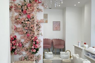 Yi Nail Studio