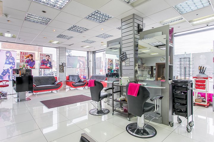 Farrah's Hair & Beauty | Beauty Salon in Ilford, London - Treatwell