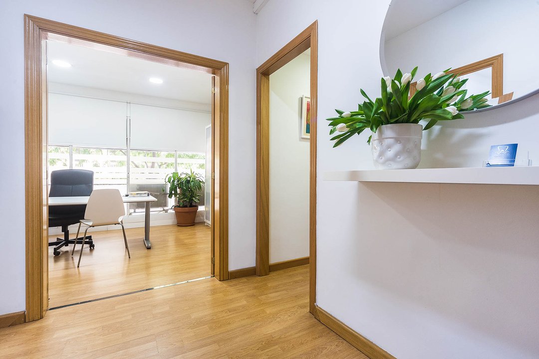 Clínica Dental Carrasco, Dreta de l'Eixample, Barcelona