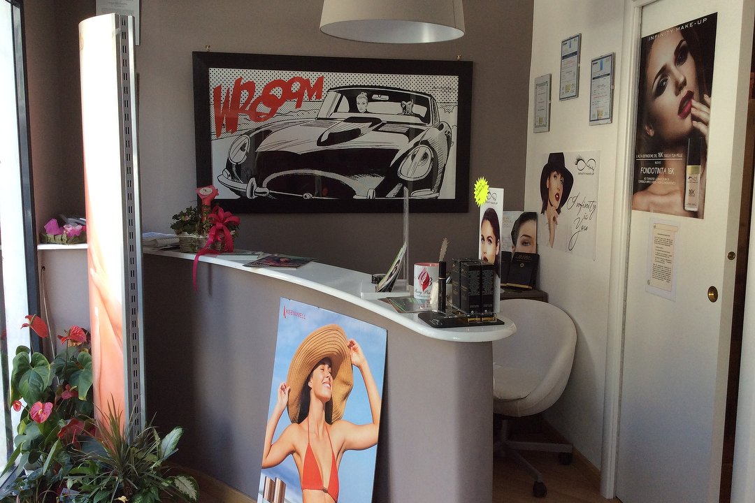 MB Mary Beauty, Acilia, Roma