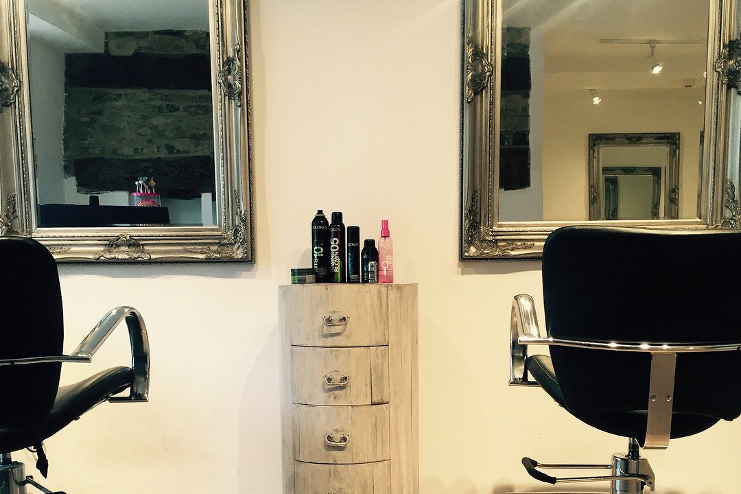 Phoenix Hair Salon, Bicester, Oxfordshire