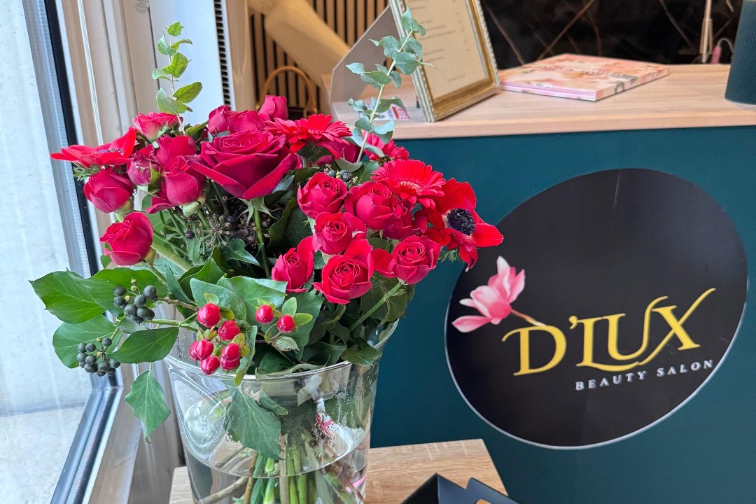 D'Lux beauty salon, Rue de Tolbiac, Paris